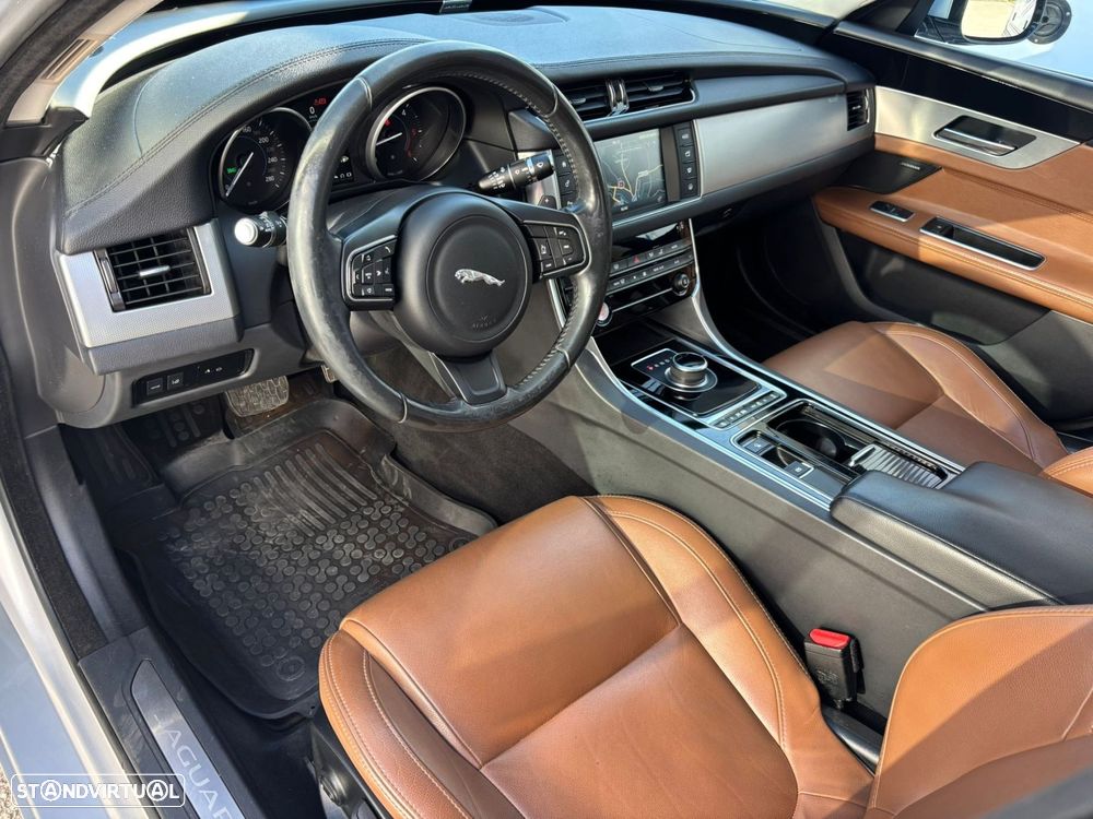 Jaguar XF 2.0 D Prestige Aut. - 21