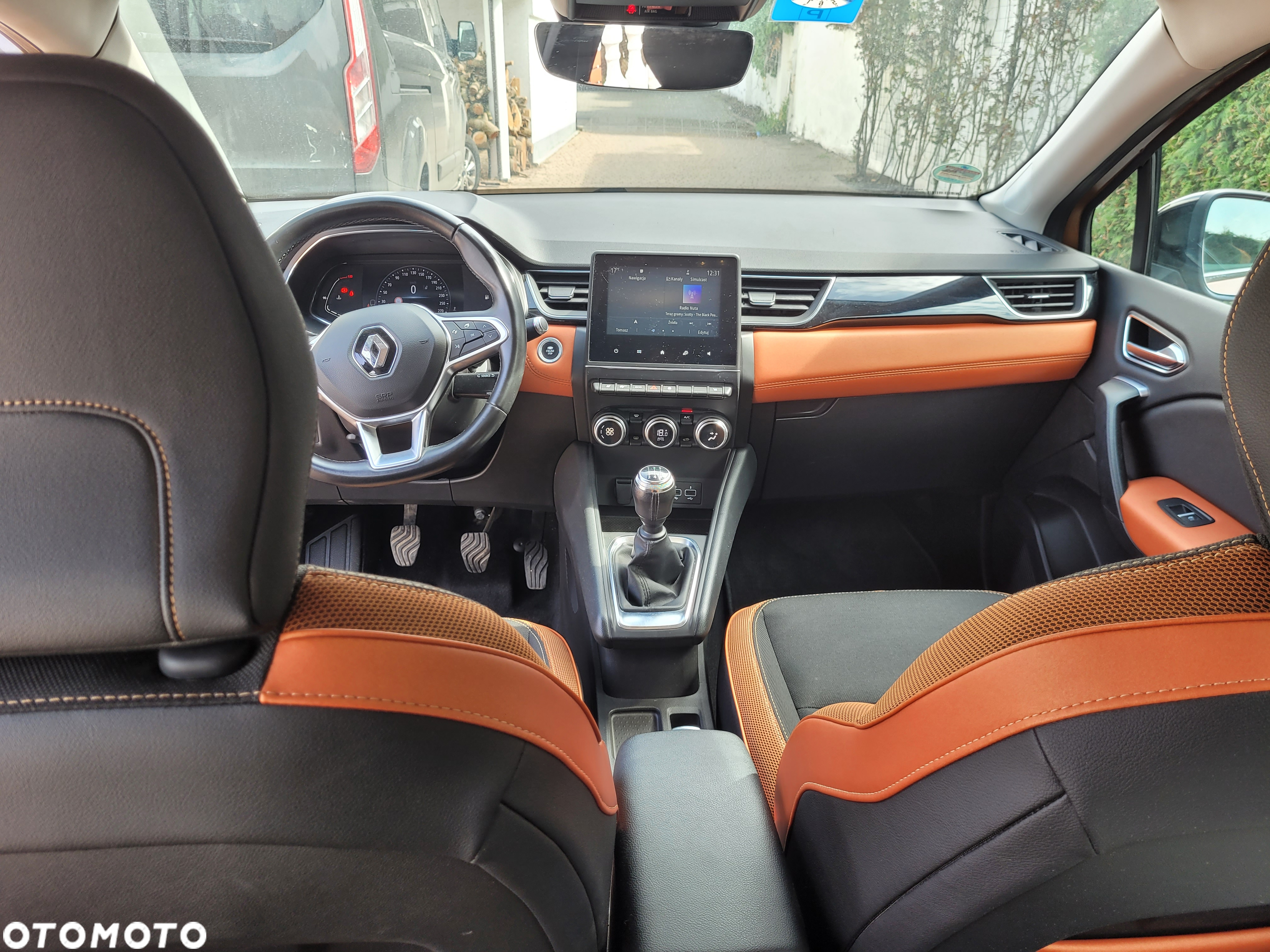 Renault Captur TCe 100 BUSINESS EDITION - 11
