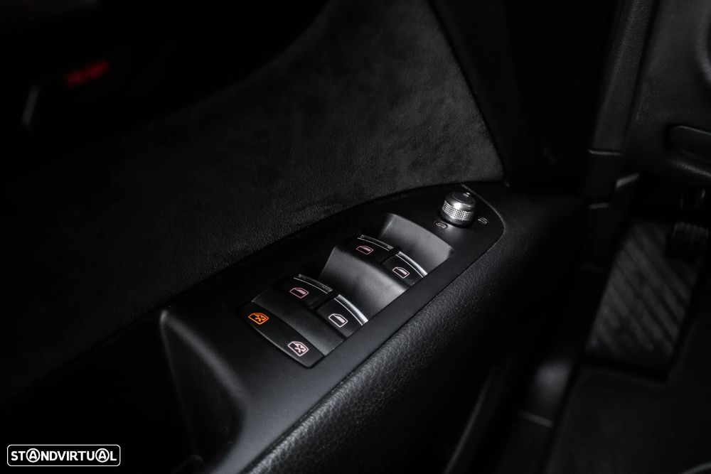 Audi Q7 3.0 V6 TDi quattro Tiptronic - 16