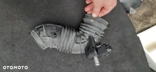 Volvo S40 V40 V70 S80 Rura Dolot Powietrza 2.0t 30862105 30863962 , 1.8 30864200 5v031 , 2.5 9155453 136800-1050 , 2.4 08649258 14313 - 14