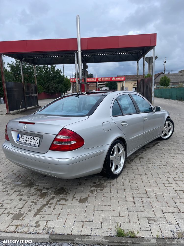 Mercedes-Benz E 270 CDI Avantgarde - 3