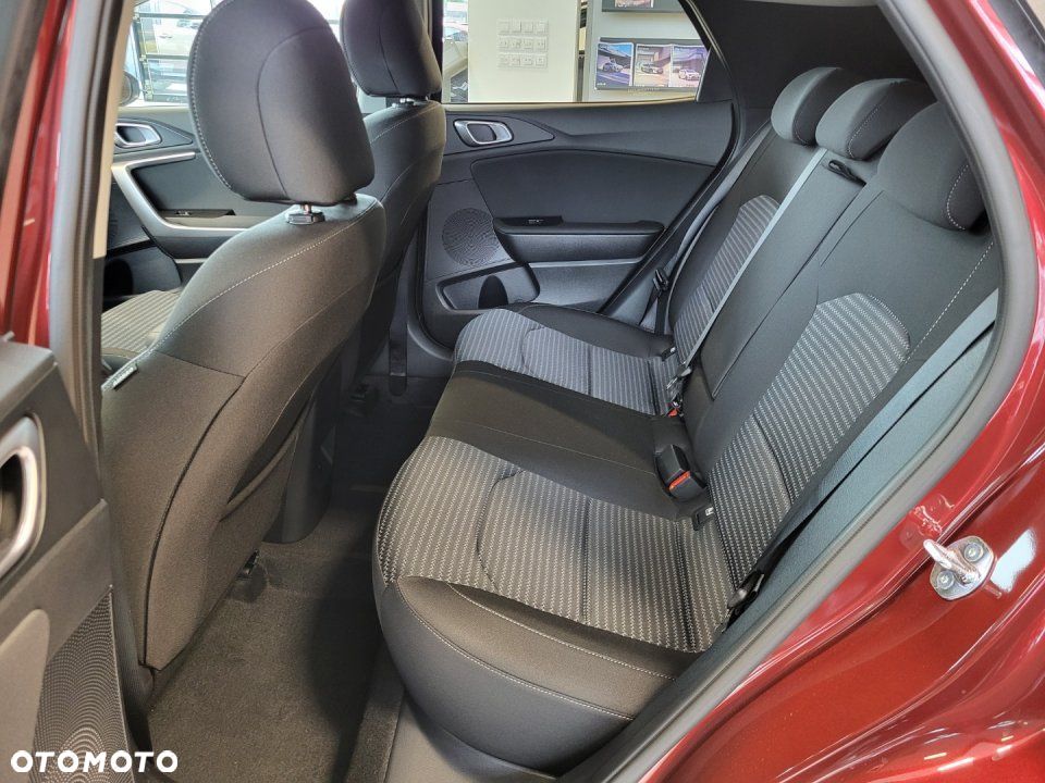 Kia XCeed - 11