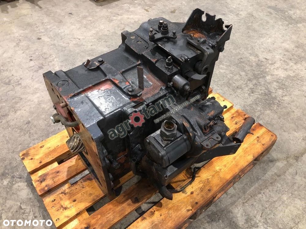Skrzynia biegów Agrotron M600 2093301072 - 2