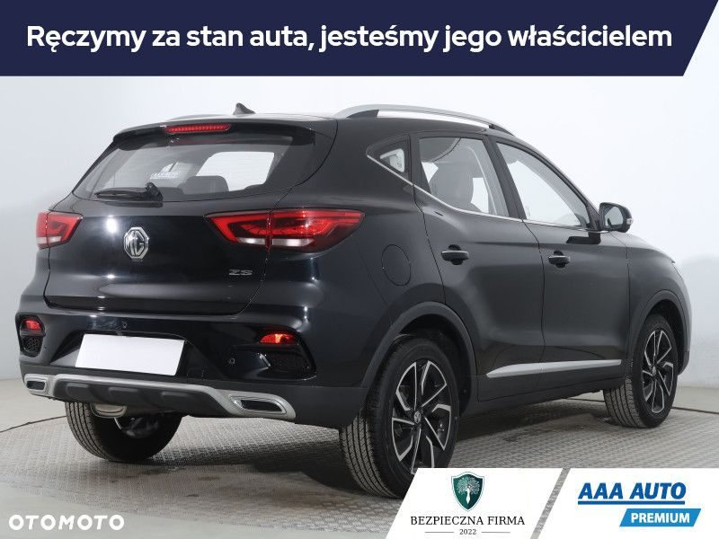 MG ZS - 6