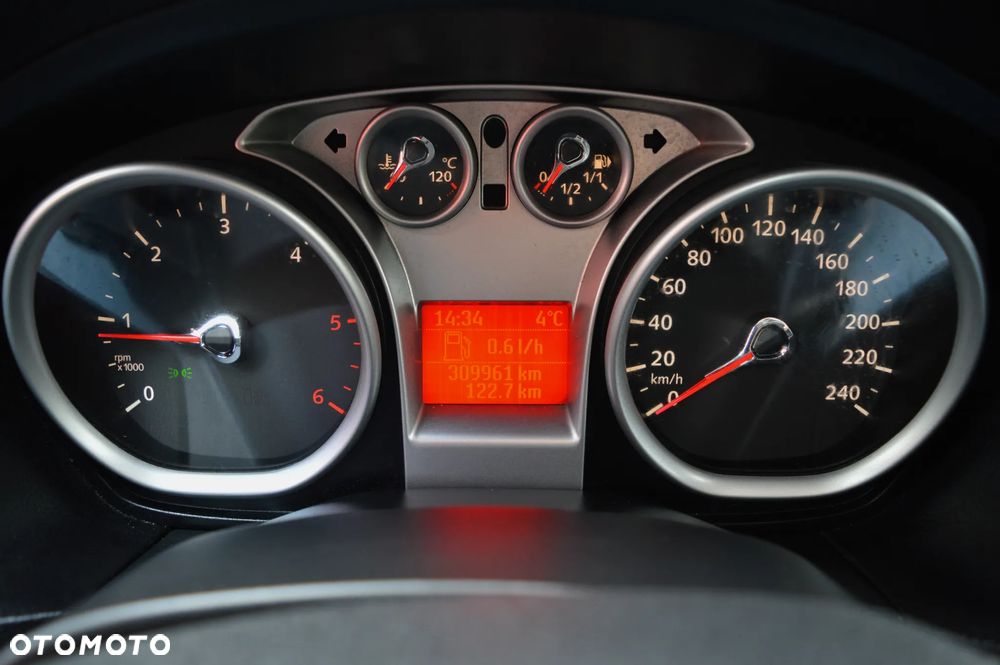 Ford Focus 1.8 TDCi Gold X - 40