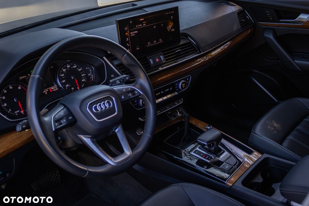 Audi Q5 TFSI 150 kW S tronic edition one mythosschwarz - 23