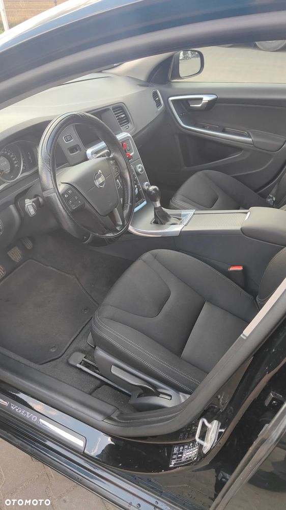 Volvo V60 - 8