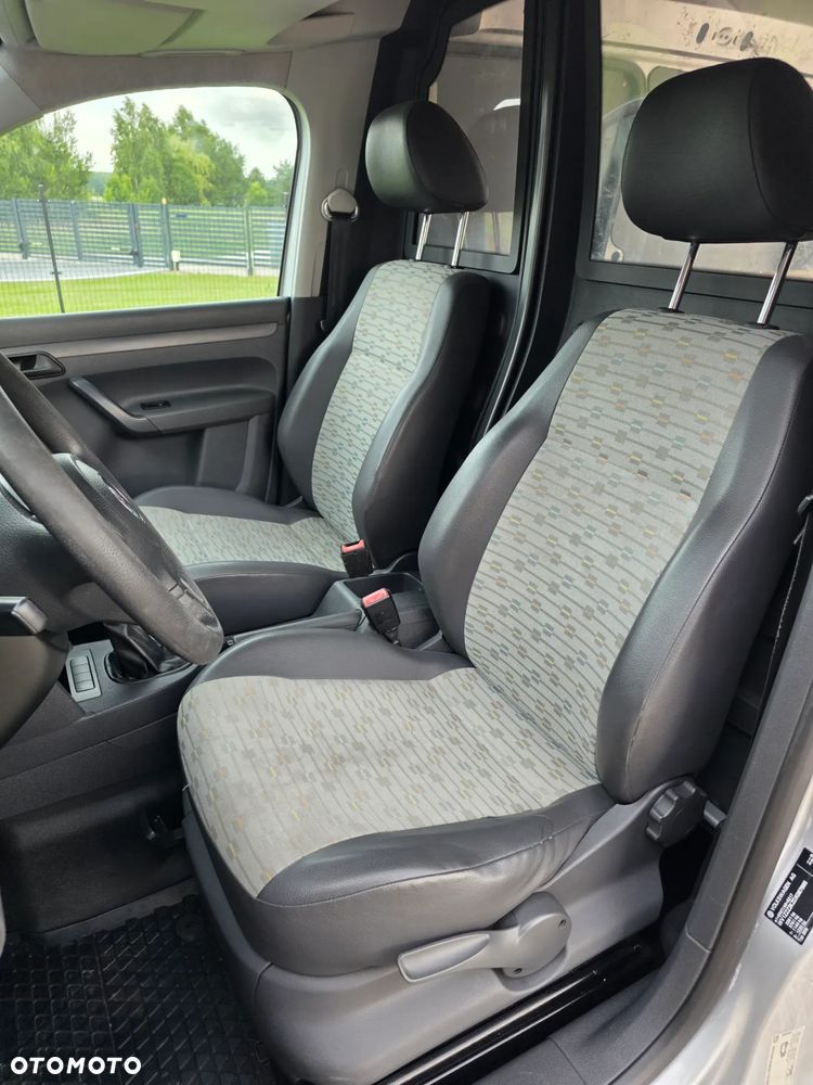Volkswagen Caddy 2.0 TDI 4Motion - 8