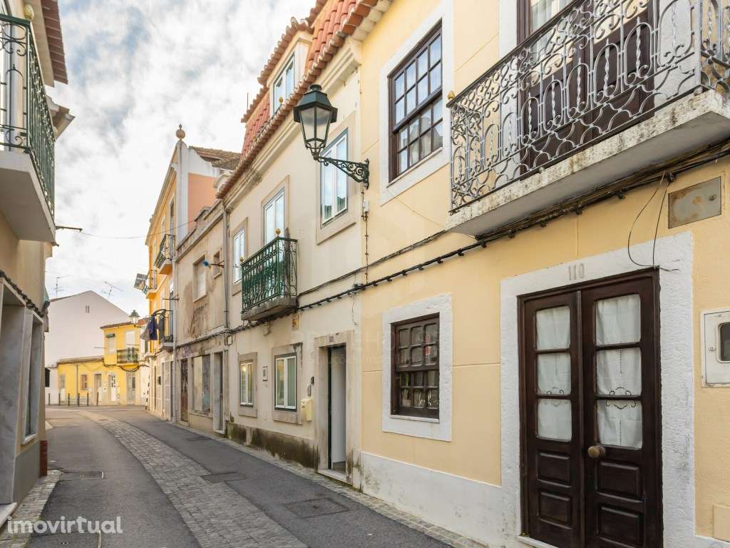 Predio no centro historico do seixal - Grande imagem: 4/45