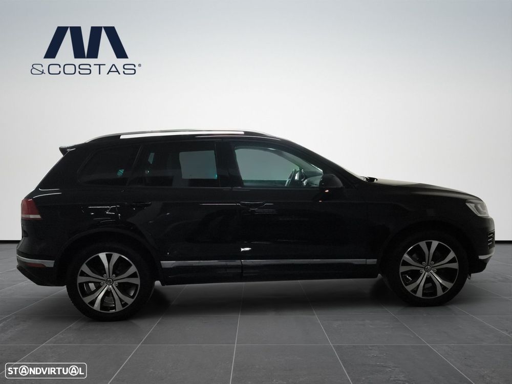 VW Touareg 3.0 TDI V6 Executive Edition - 6