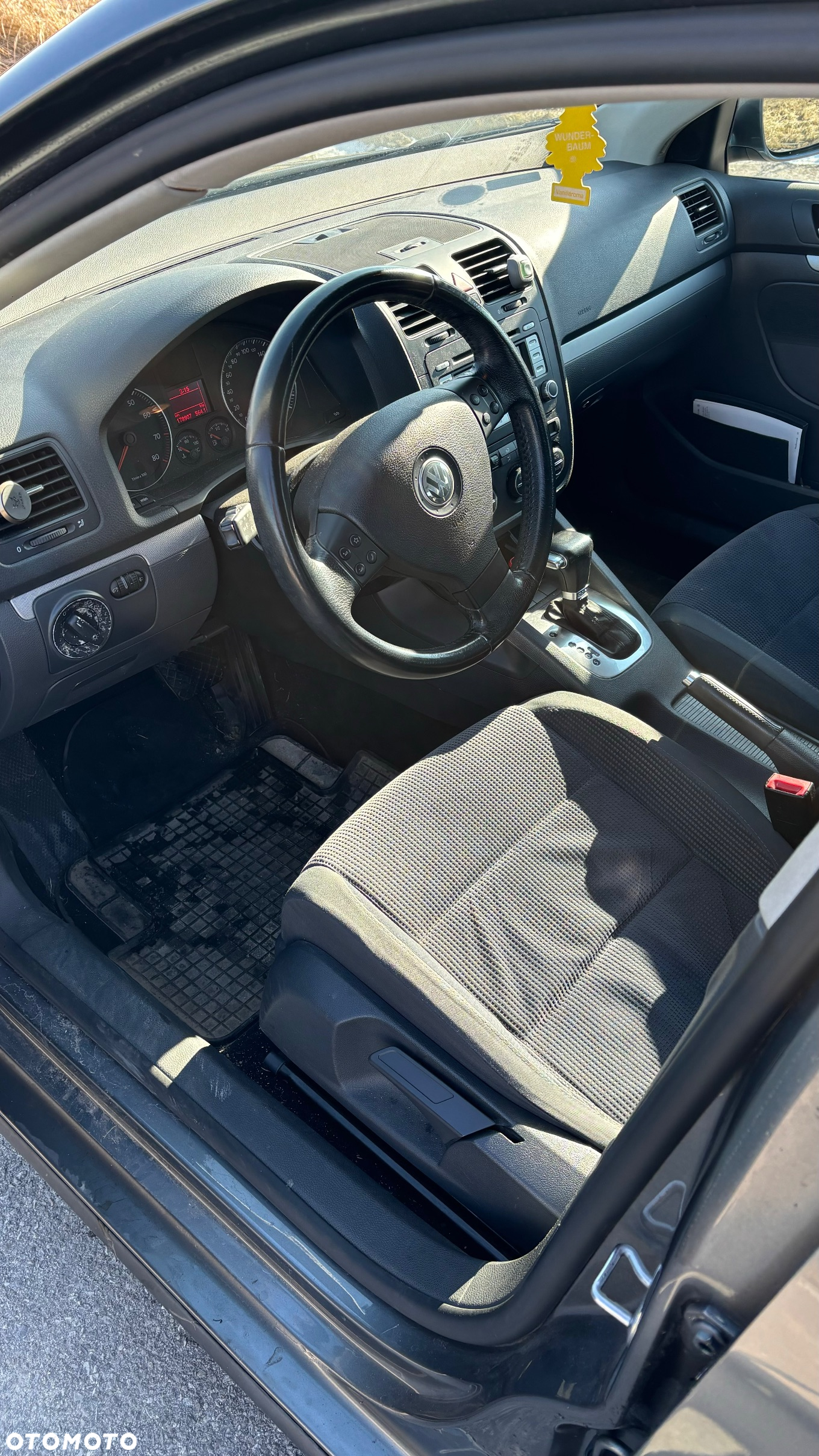 Volkswagen Jetta 1.4 TSI Comfortline DSG - 10