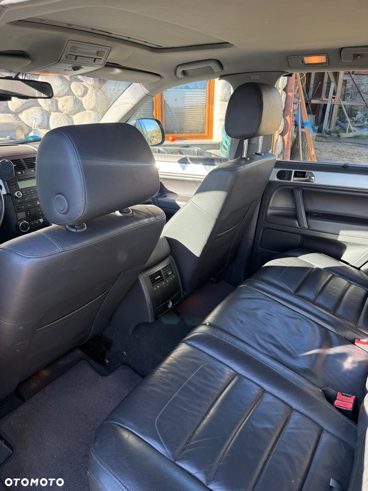 Volkswagen Touareg 2.5 R5 TDI DPF Tiptr - 12