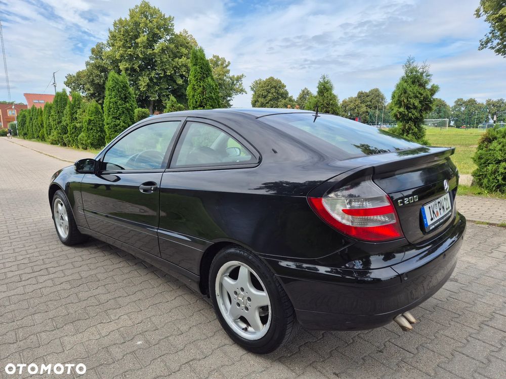 Mercedes-Benz Klasa C 200 CDI Sportcoupe - 4