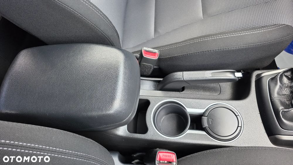 Hyundai i30 1.4 Fifa World Cup Edition - 23