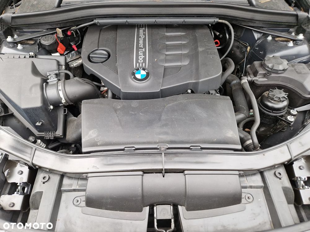 BMW X1 xDrive18d Sport Line - 17