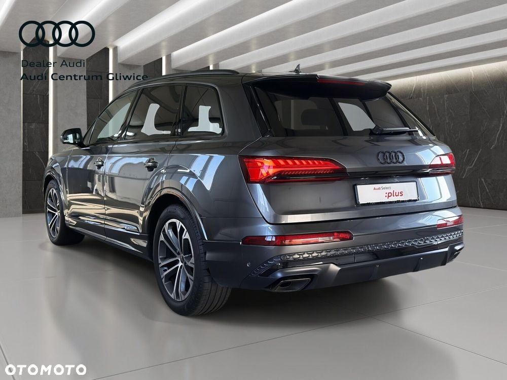 Audi Q7 - 7