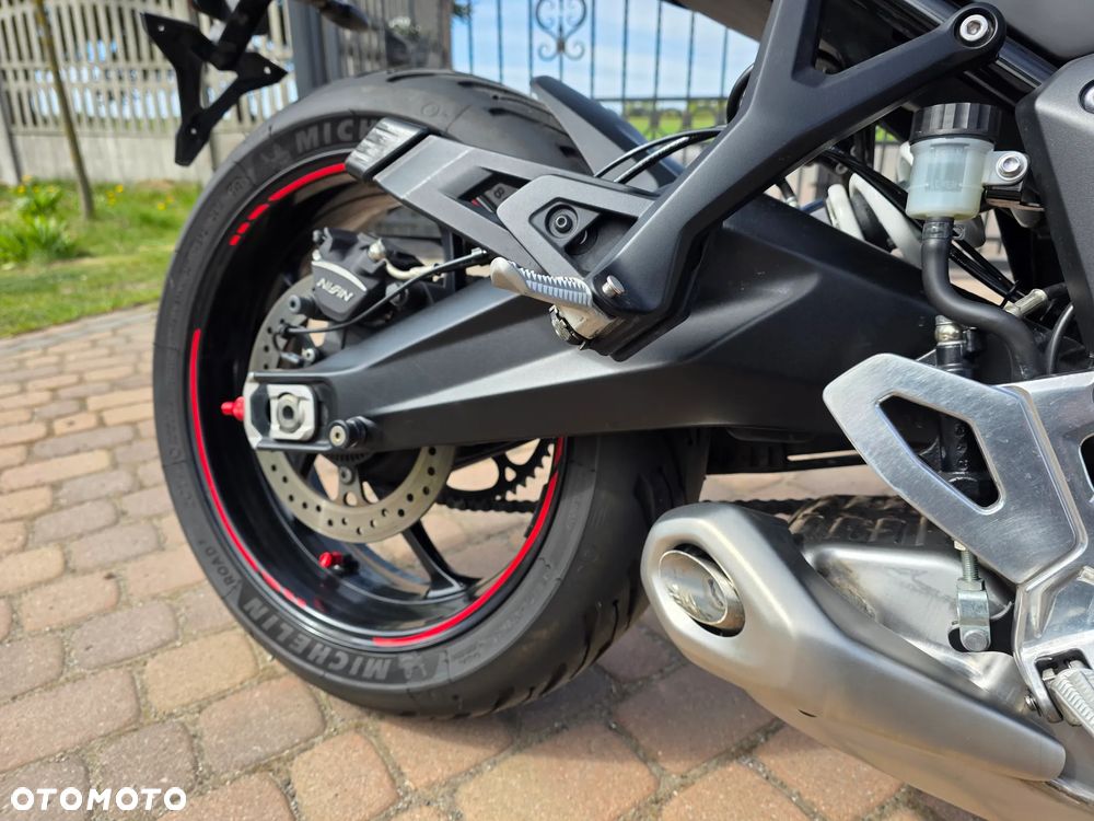 Triumph Tiger - 34
