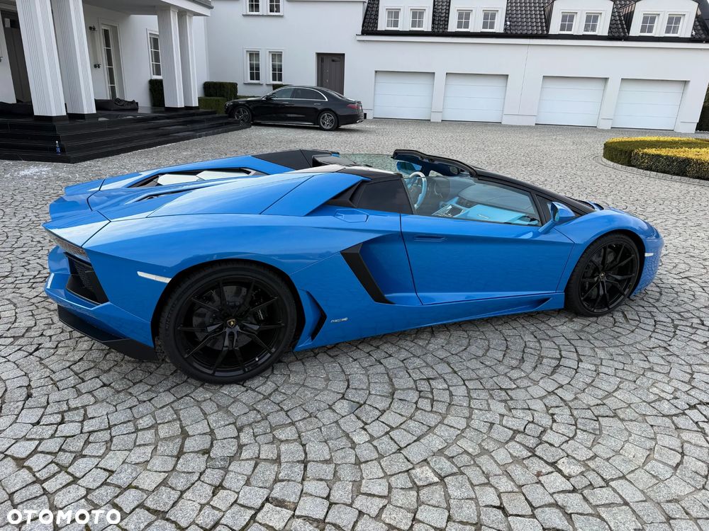 Lamborghini Aventador - 15