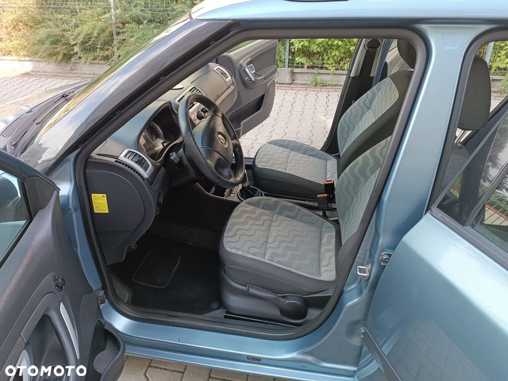 Skoda Fabia 1.4 16V Comfort - 8
