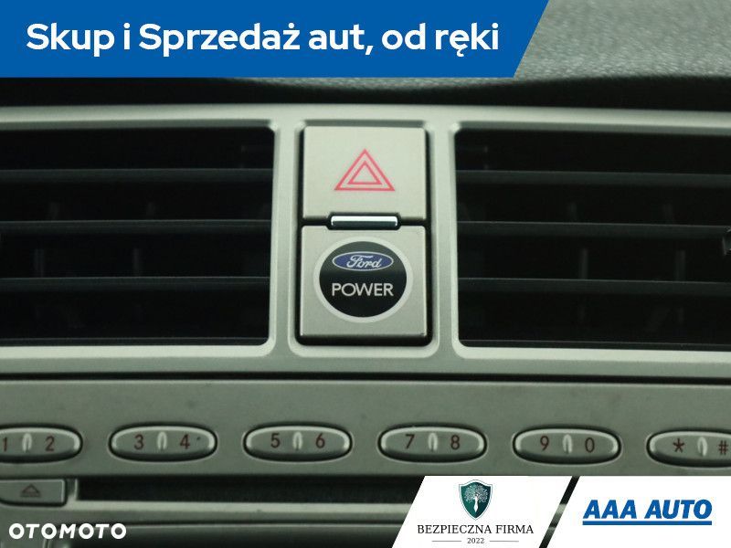 Ford Kuga - 15