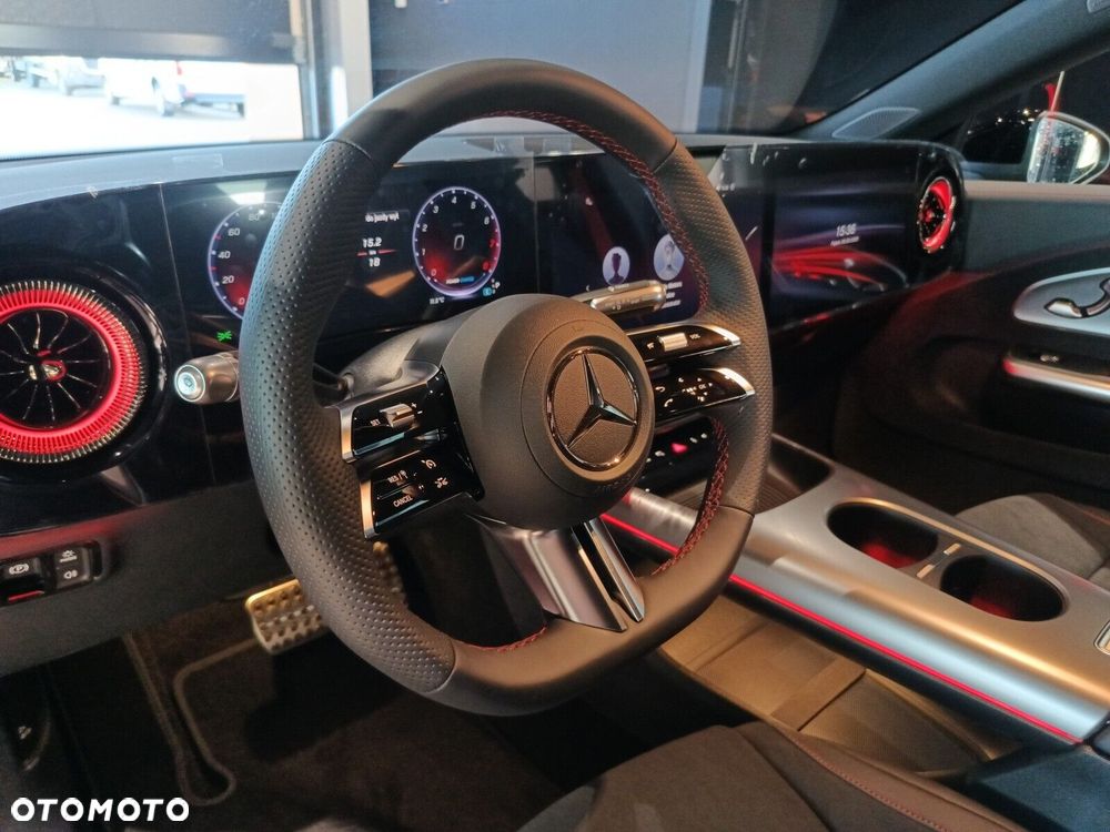 Mercedes-Benz CLA - 25