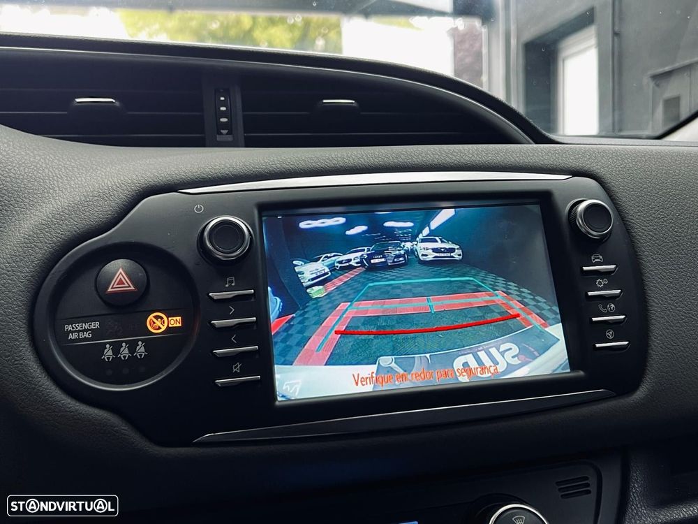 Toyota Yaris 1.5 HSD Comfort - 28