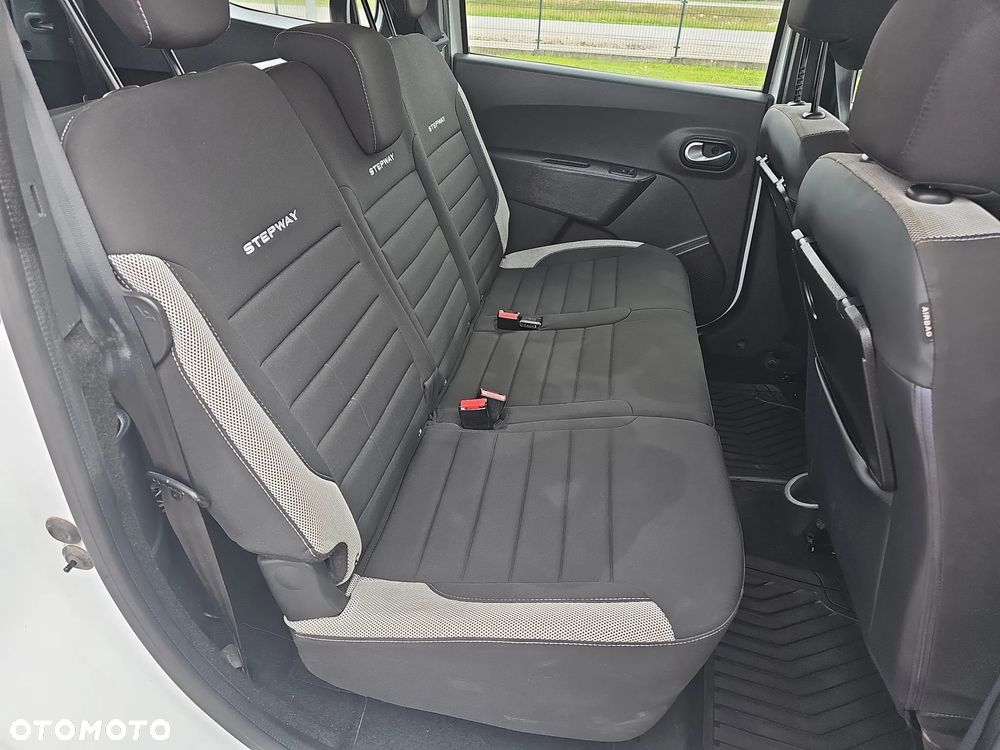 Dacia Lodgy 1.5 Blue dCi Stepway S&S EU6d - 22