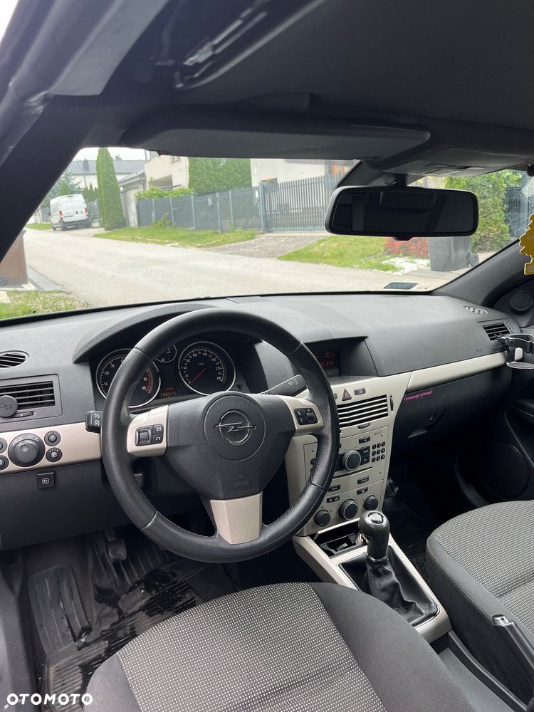 Opel Astra 1.8 Enjoy - 9