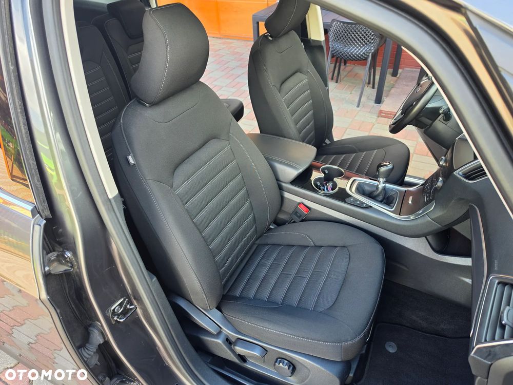 Ford Galaxy 2.0 TDCi Titanium - 17