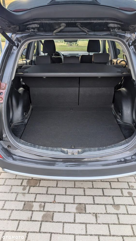 Toyota RAV4 - 4