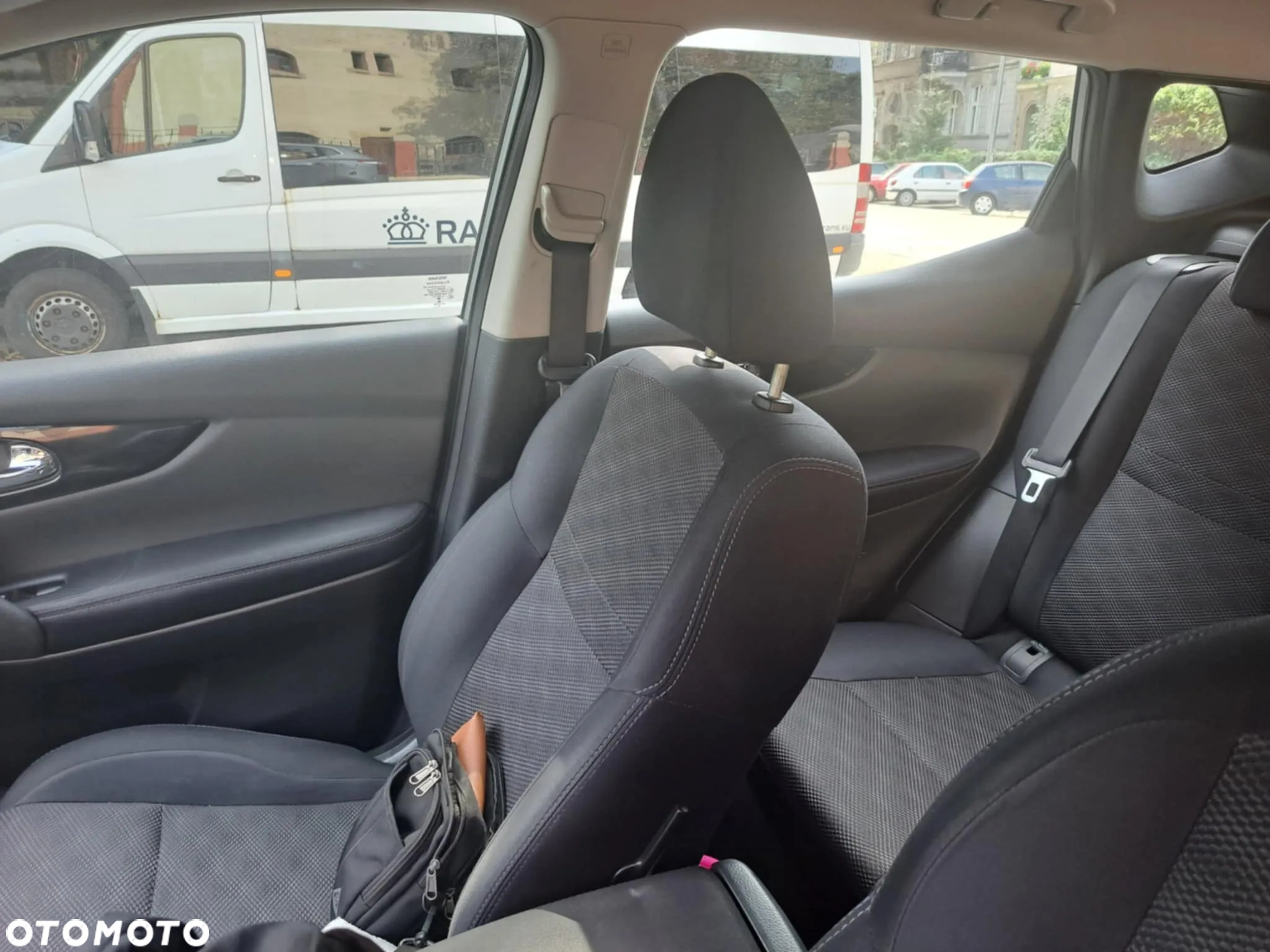 Nissan Qashqai 1.6 DCi Acenta Xtronic - 11