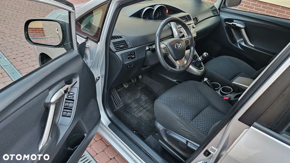 Toyota Verso 1.6 7-Sitzer Comfort - 36