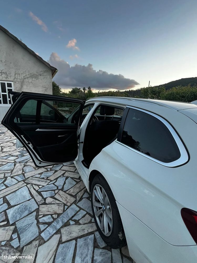 BMW 520 d Auto - 11