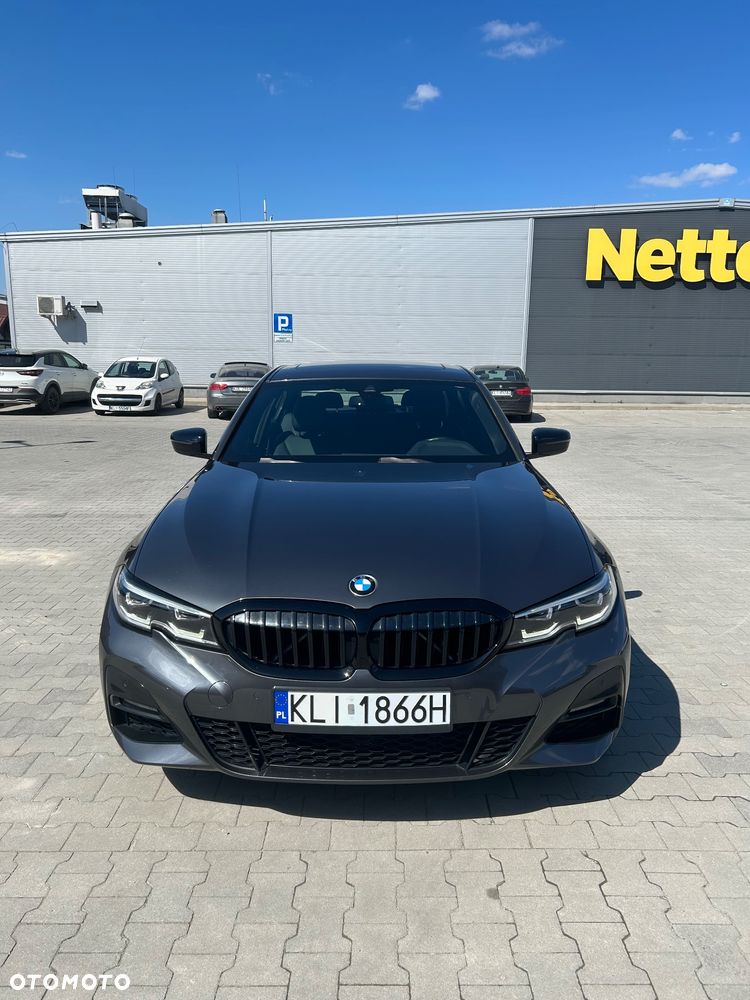 BMW Seria 3 330i M Sport - 2