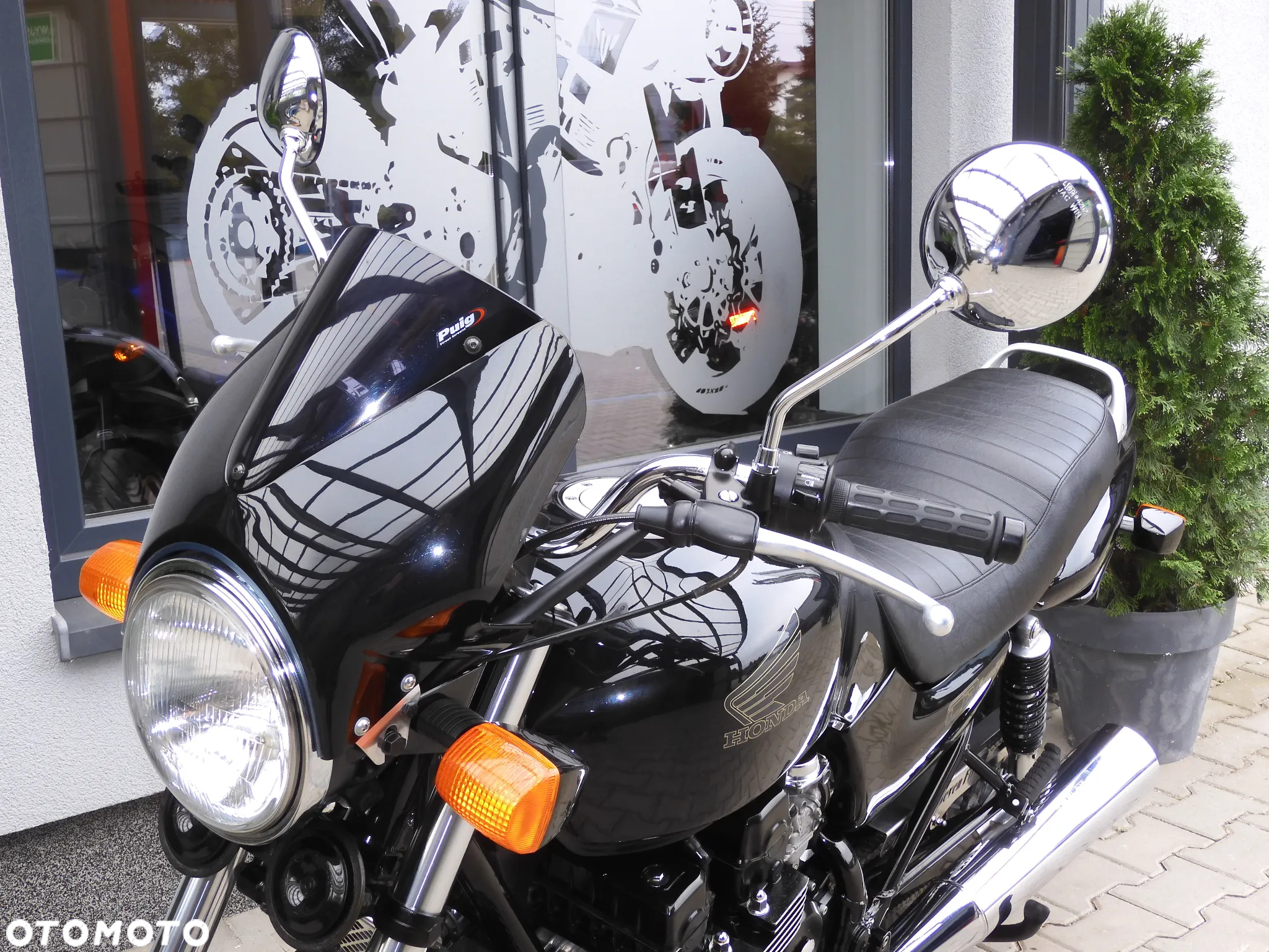 Honda CB - 18