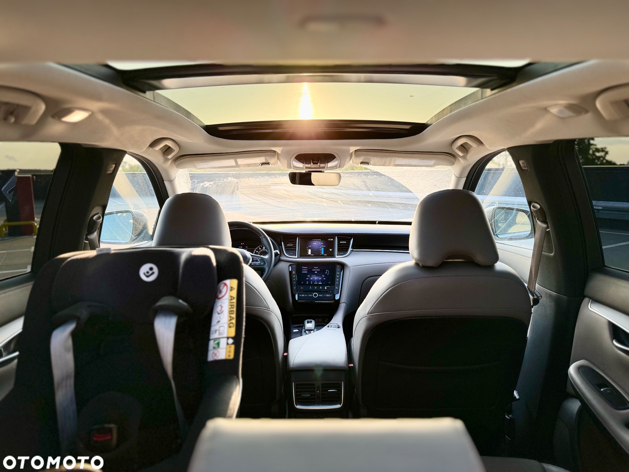 Infiniti QX50 - 9