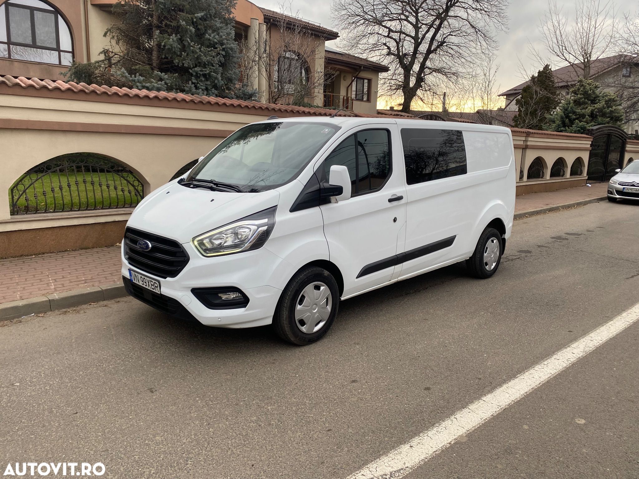 Ford Transit Custom Kombi 320 2.0 EcoBlue 130 CP L2H1 Trend - 1