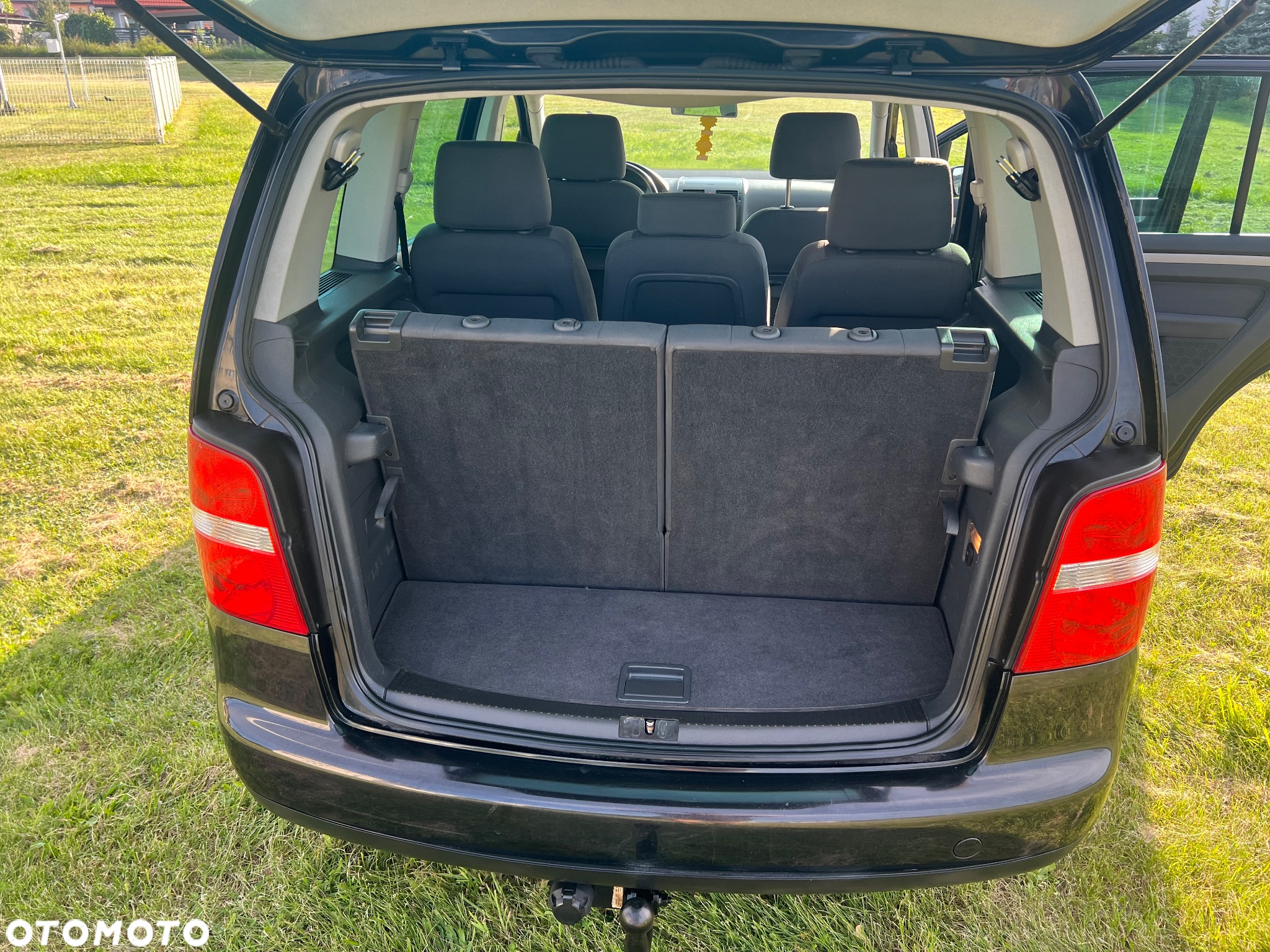 Volkswagen Touran 1.9 TDI Trendline - 25