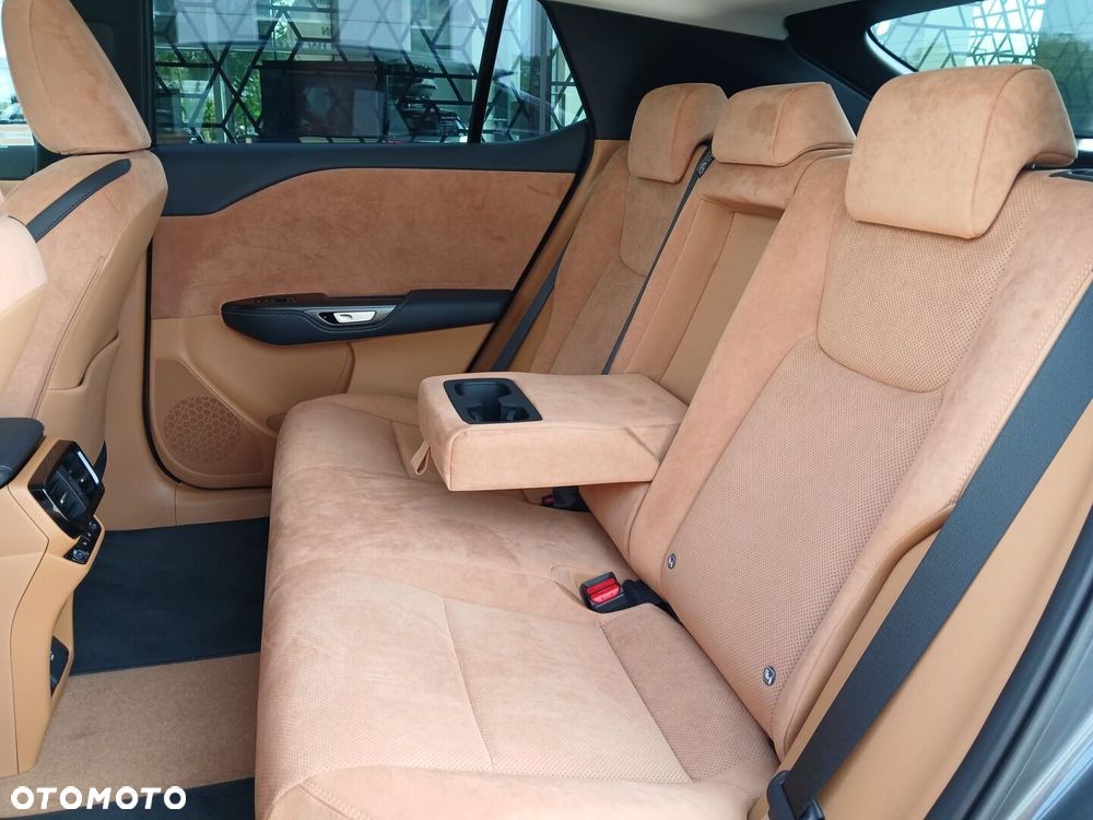 Lexus RZ 450e Omotenashi DIRECT4 - 8