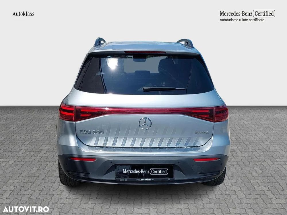 Mercedes-Benz EQB 300 4MATIC - 4