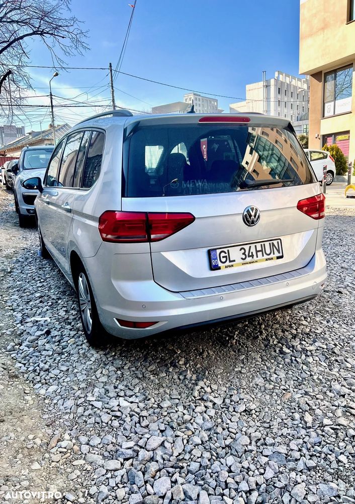 Volkswagen Touran 1.6 TDI SCR (BlueMotion Technology) DSG Trendline - 3