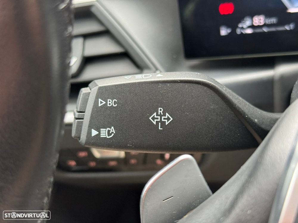 BMW 330 e Touring Corporate Edition Auto - 30