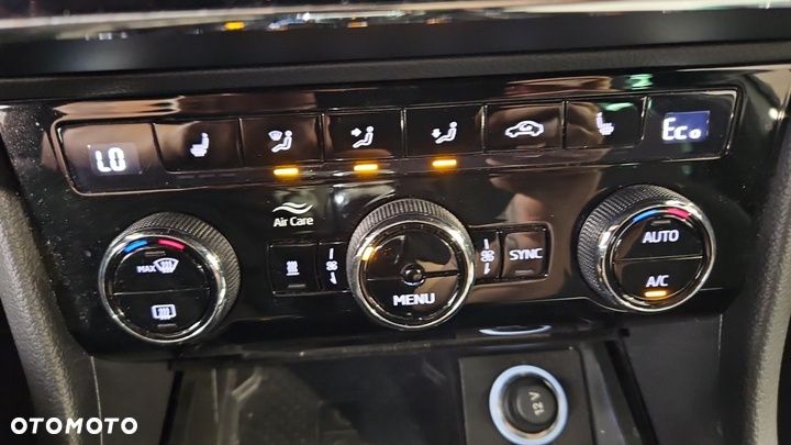 Skoda Superb 1.4 TSI Plug-In Hybrid Sportline DSG - 12