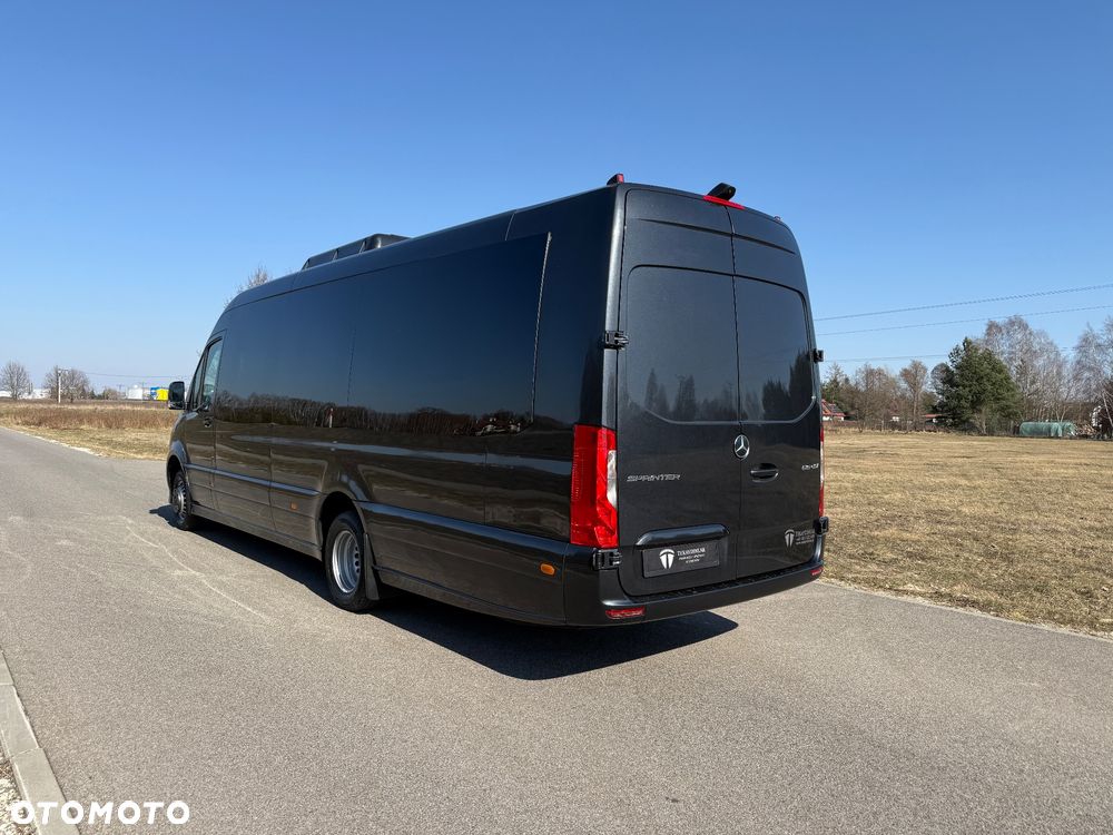 Mercedes-Benz Sprinter 519 - 10