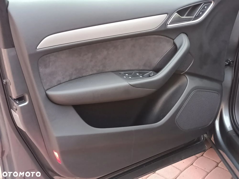 Audi Q3 2.0 TDI Quattro S tronic - 11