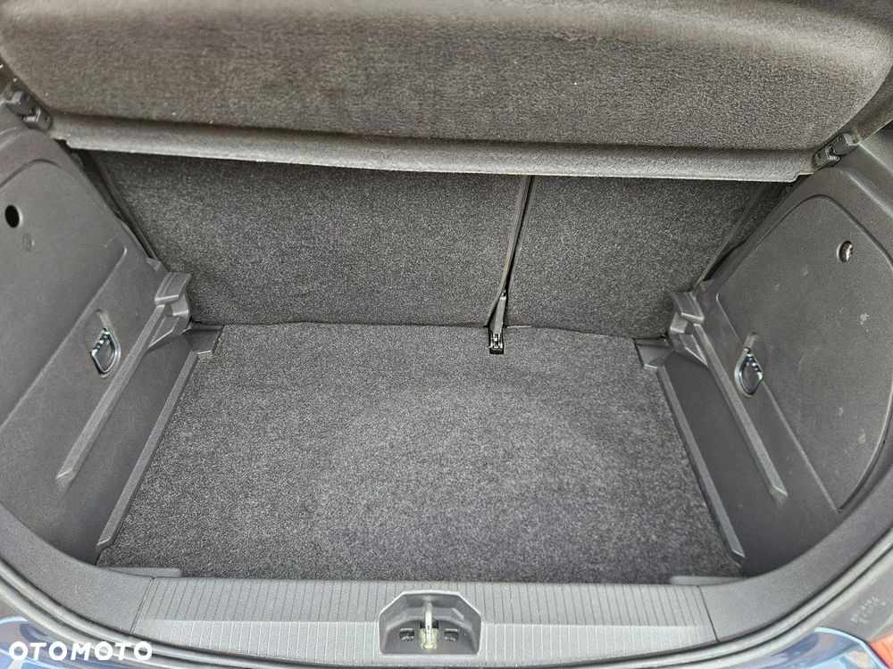 Opel Corsa 1.4 16V Active - 31