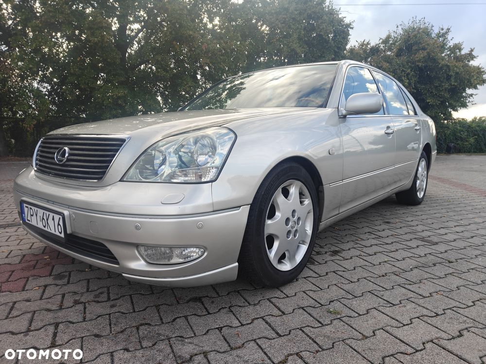 Lexus LS Standard - 9