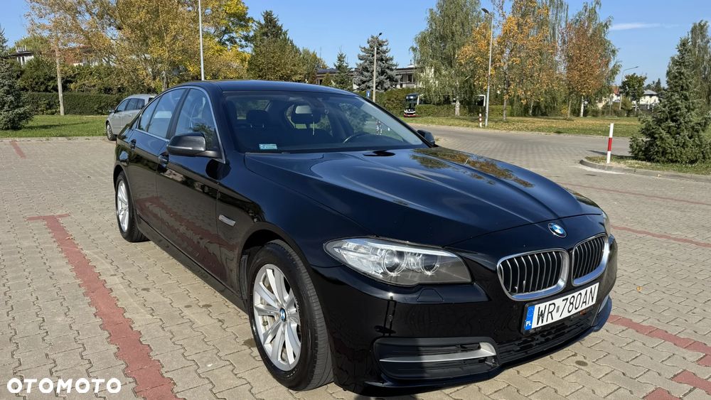 BMW 5 Series 2016 photo 2