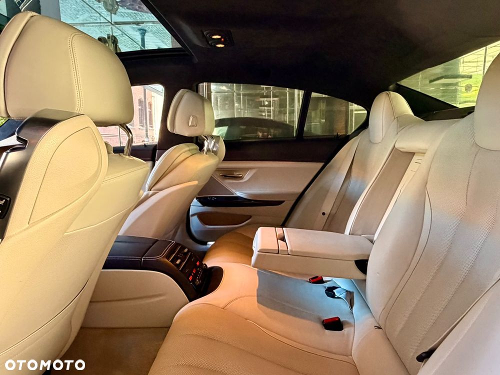 BMW Seria 6 650i M Sport Edition - 7