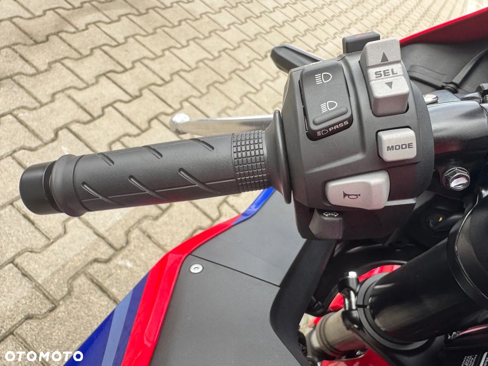 Honda CBR - 13
